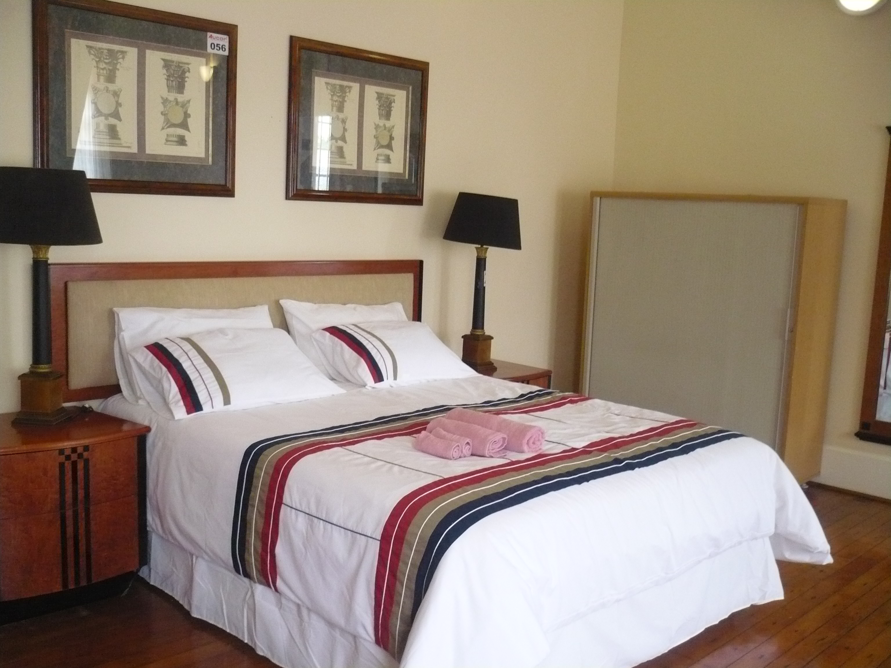 luxury beds